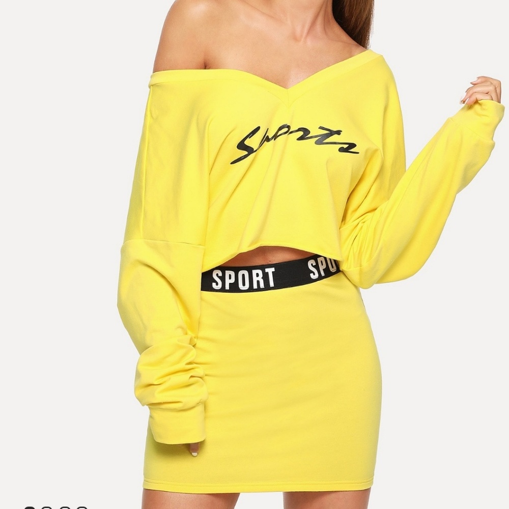 Off the shoulder, skirt set